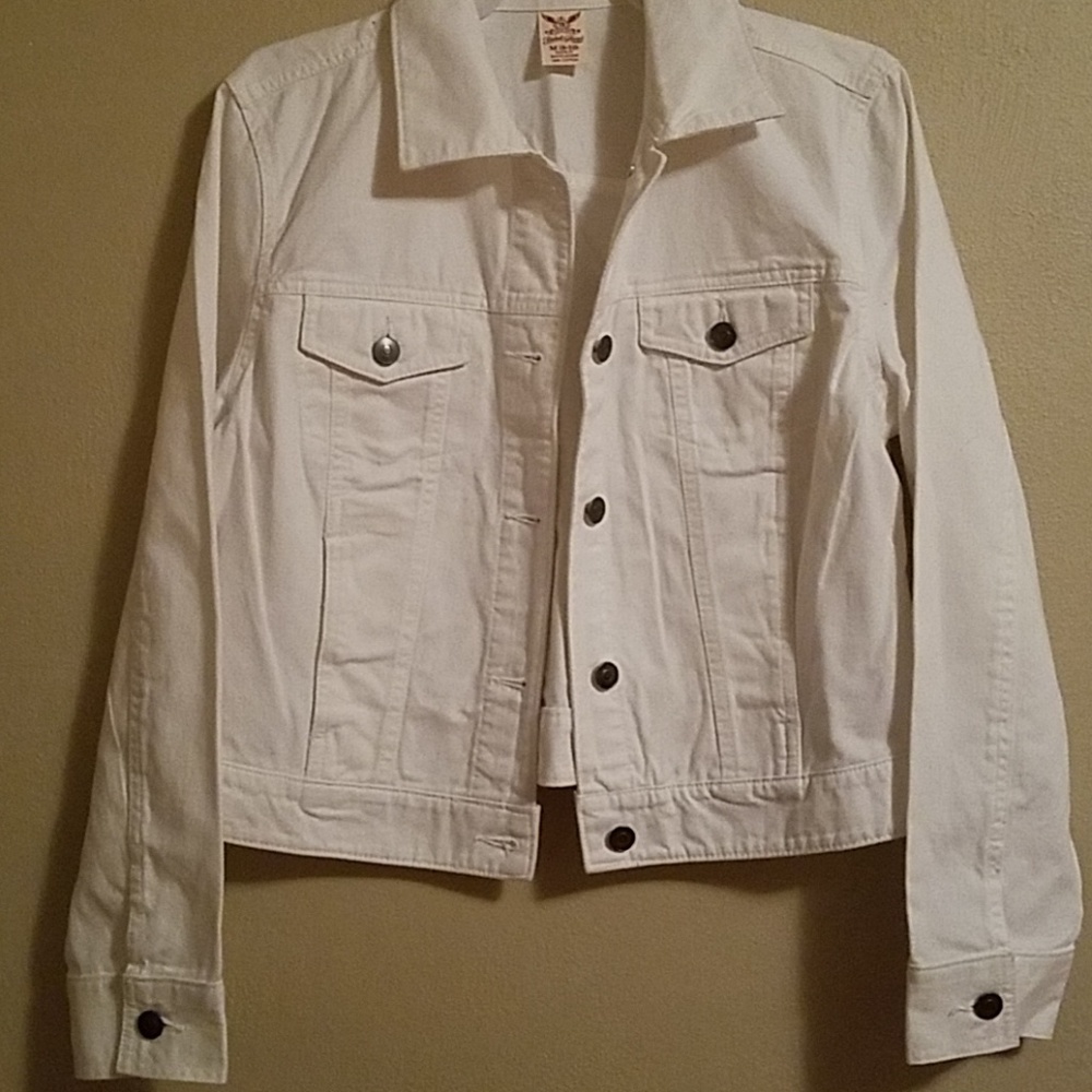 NWOT White denim jacket